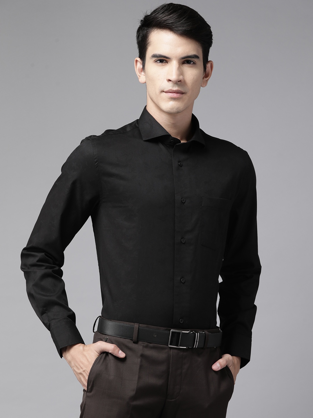 

Blackberrys Men Pure Cotton Slim Fit Formal Shirt, Black