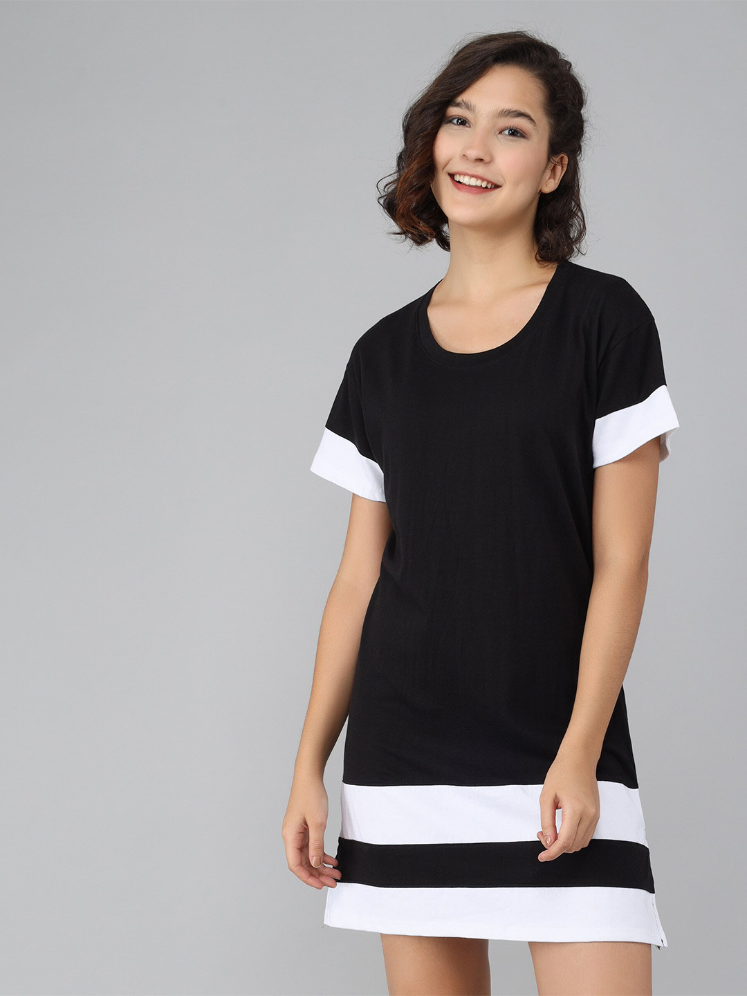 

Christy World Striped T-shirt Nightdress, Black