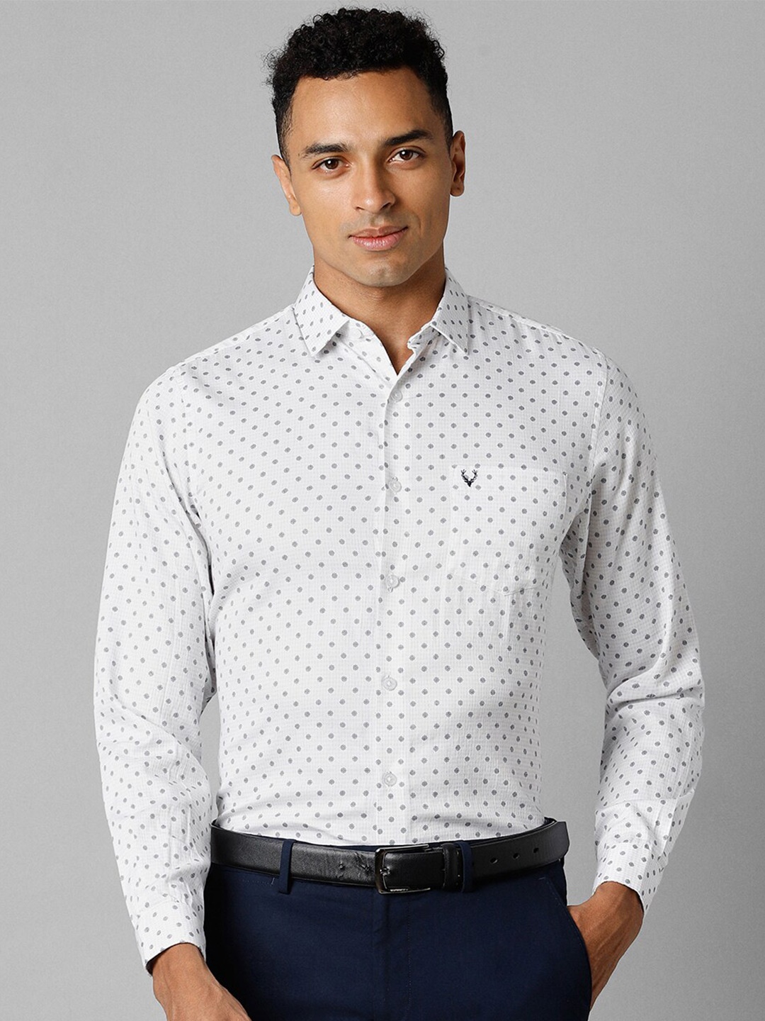 

Allen Solly Conversational Printed Slim Fit Formal Cotton Shirt, White