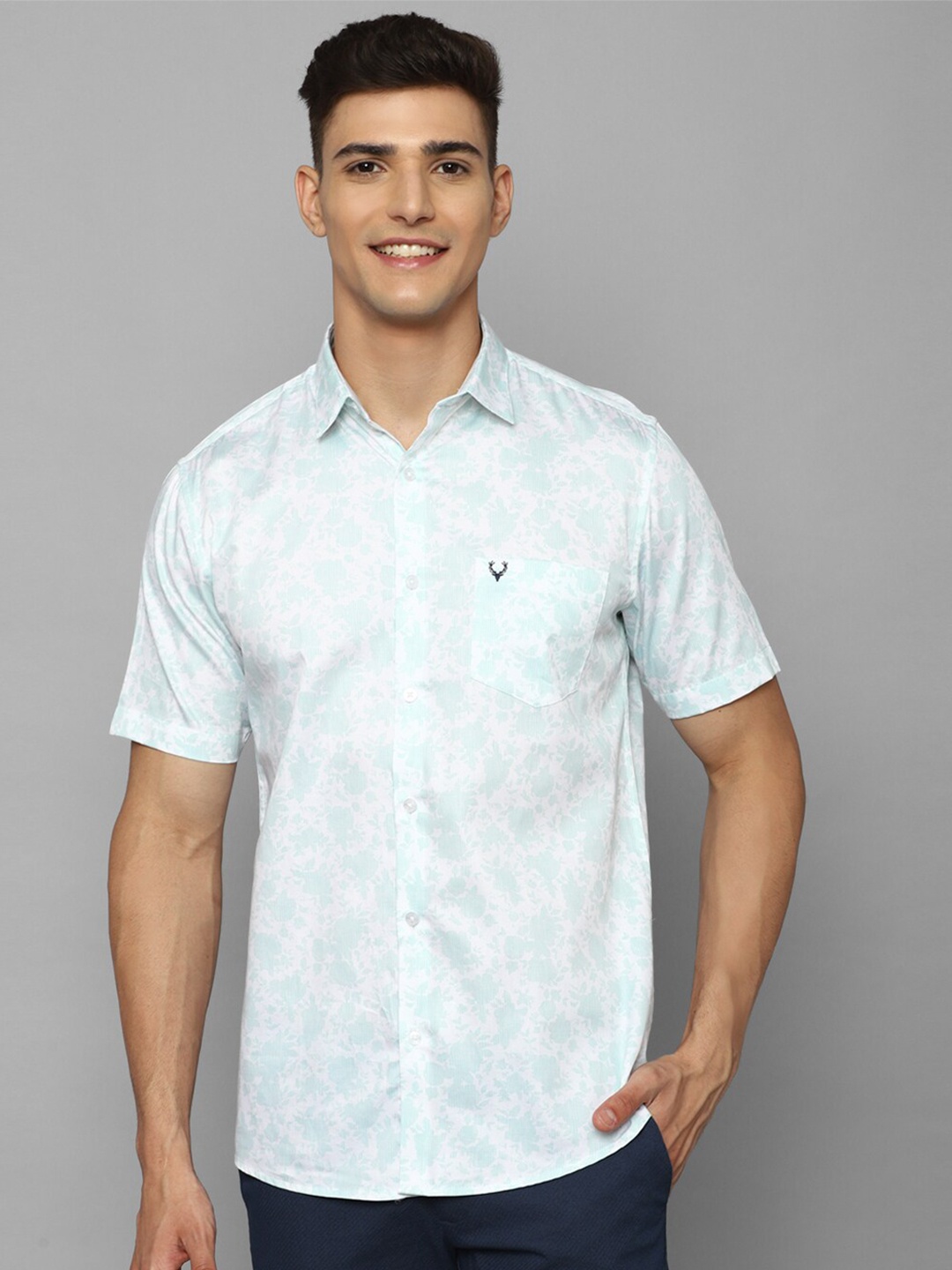 

Allen Solly Slim Fit Abstract Printed Pure Cotton Casual Shirt, White
