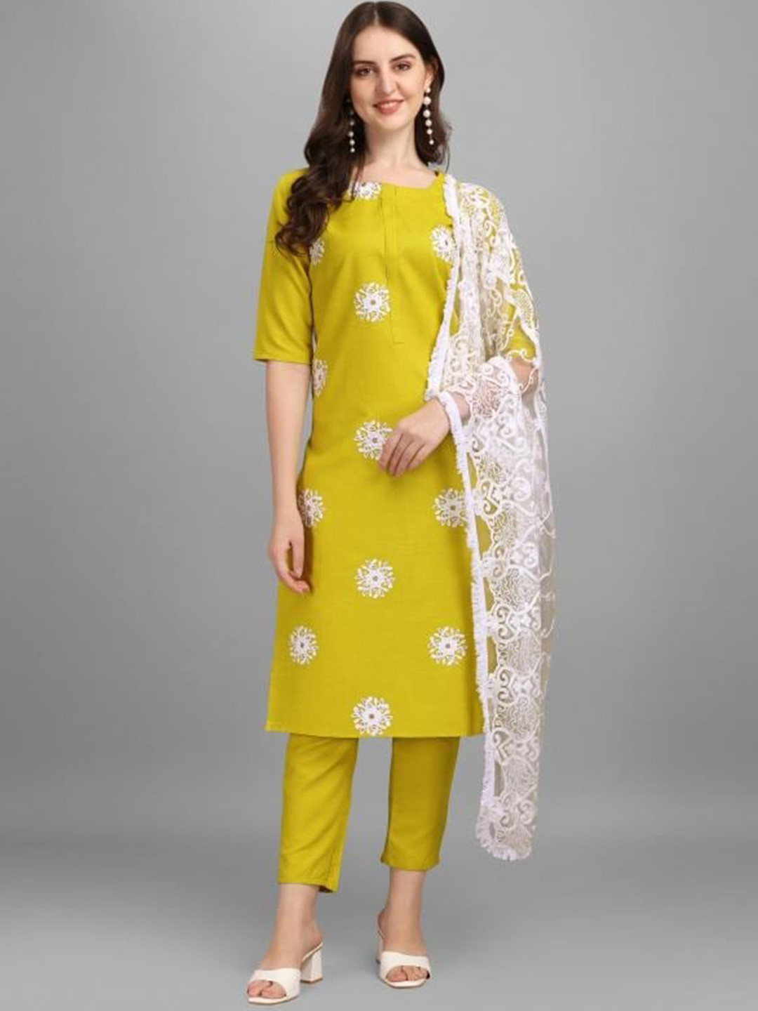 

Fashion Basket Ethnic Motifs Embroidered Straight Kurta & Trousers With Dupatta, Yellow
