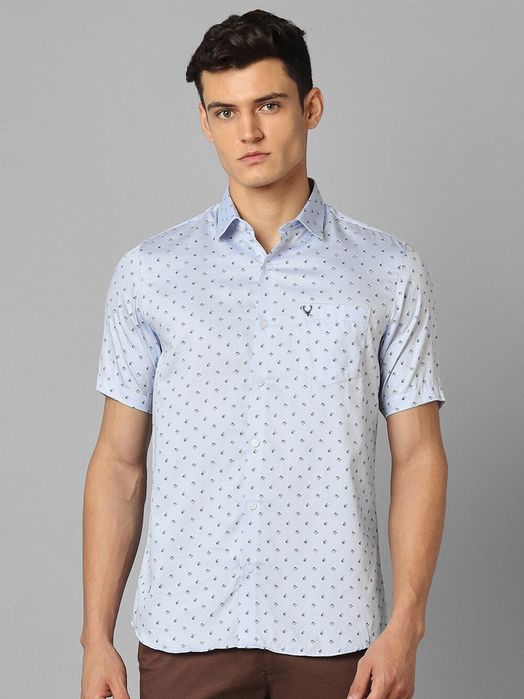 

Allen Solly Slim Fit Conversational Printed Pure Cotton Casual Shirt, Blue