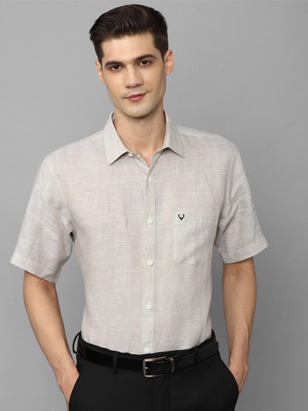 

Allen Solly Men Slim Fit Pure Linen Formal Shirt, Cream