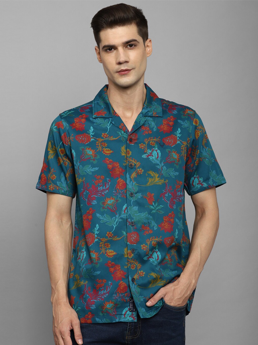 

Allen Solly Sport Men Blue Floral Opaque Printed Casual Shirt