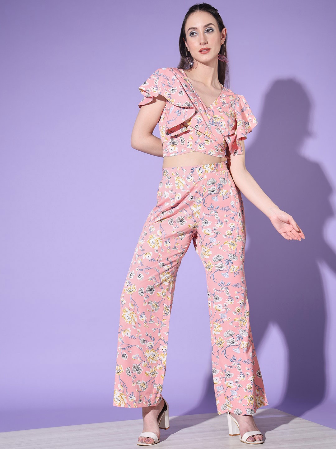 

Mitera Pink Floral Printed Flared Sleeve Crop Top With Trousers