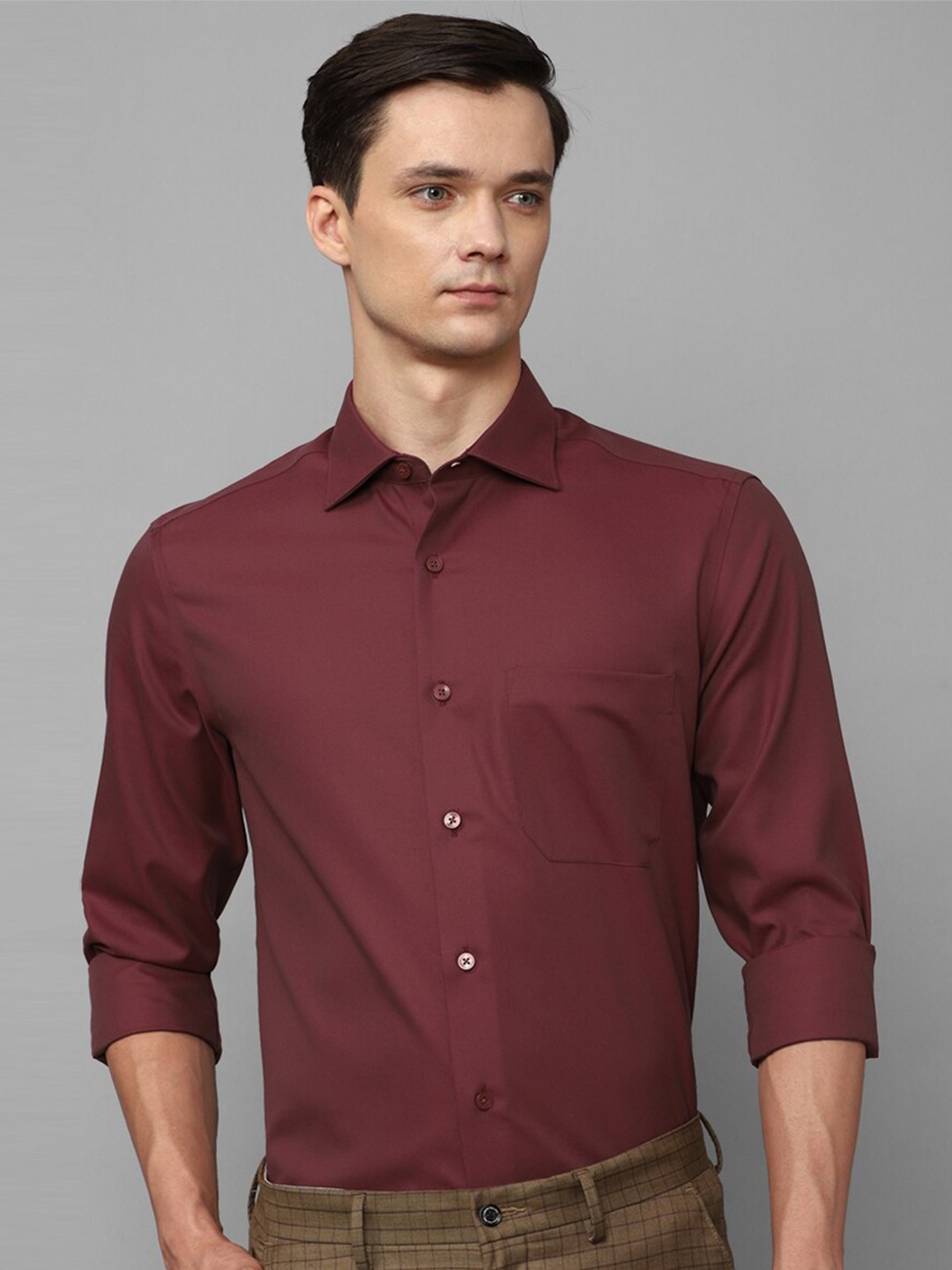 

Louis Philippe Slim Fit Pure Cotton Formal Shirt, Maroon
