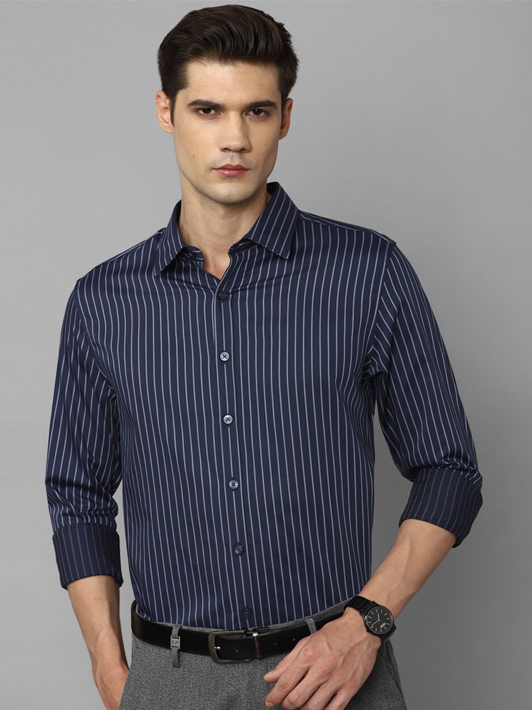 

Louis Philippe Slim Fit Striped Cotton Formal Shirt, Navy blue