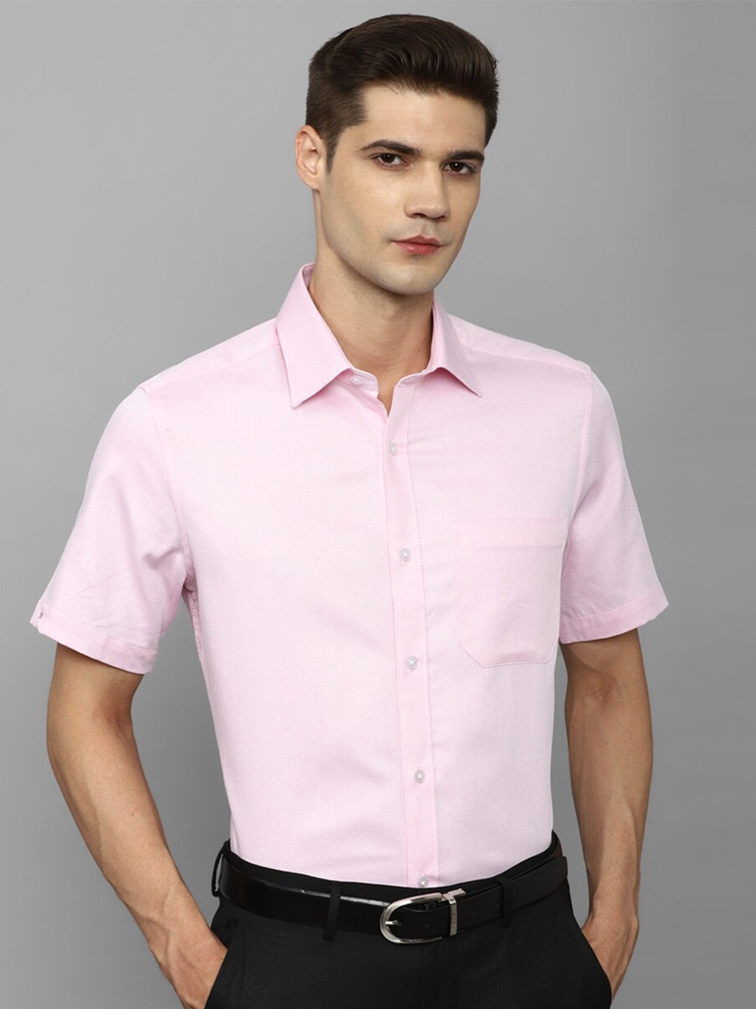 

Louis Philippe Slim Fit Opaque Formal Cotton Shirt, Pink