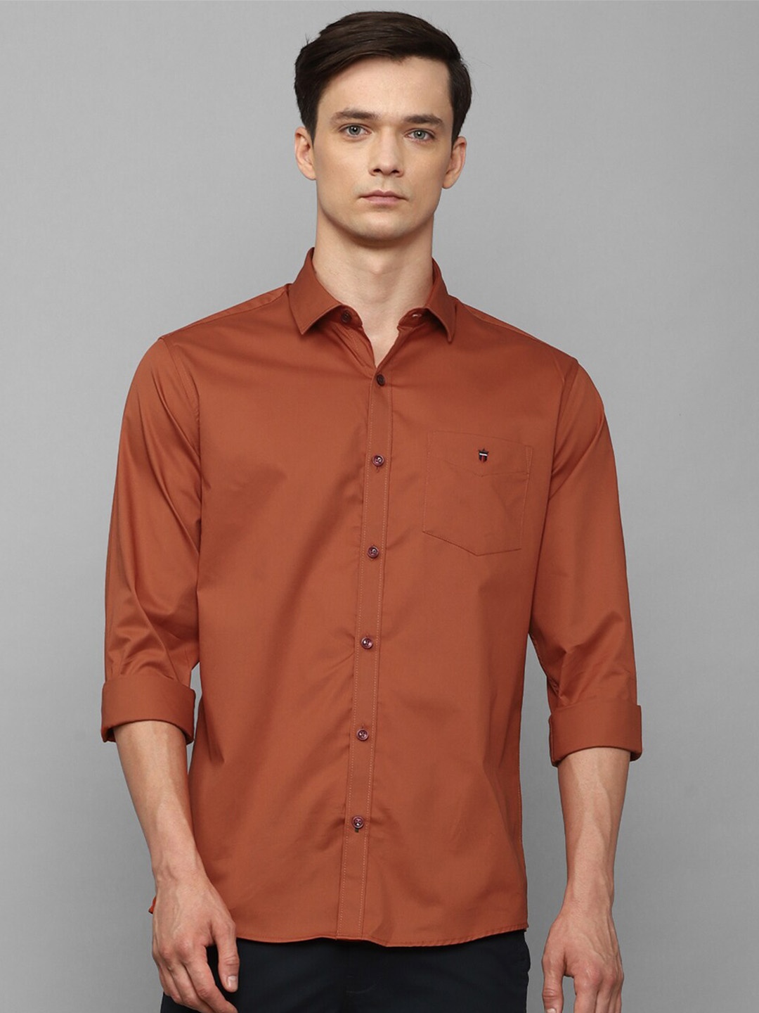 

Louis Philippe Sport Men Slim Fit Comfort Cotton Casual Shirt, Brown