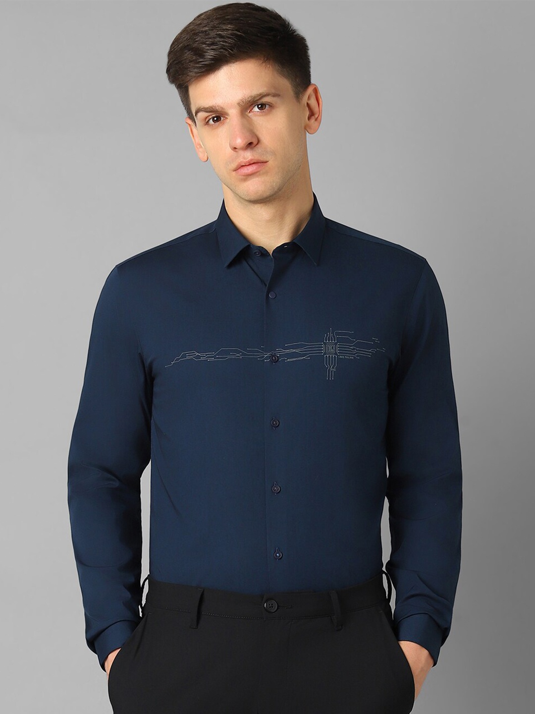 

Louis Philippe Sport Slim Fit Pure Cotton Formal Shirt, Navy blue