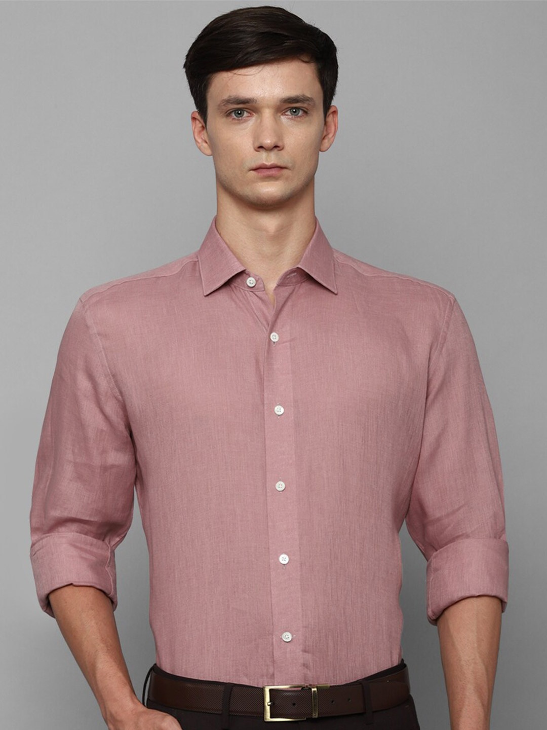 

Luxure by Louis Philippe Spread Collar Pure Linen Slim Fit Formal Shirt, Pink