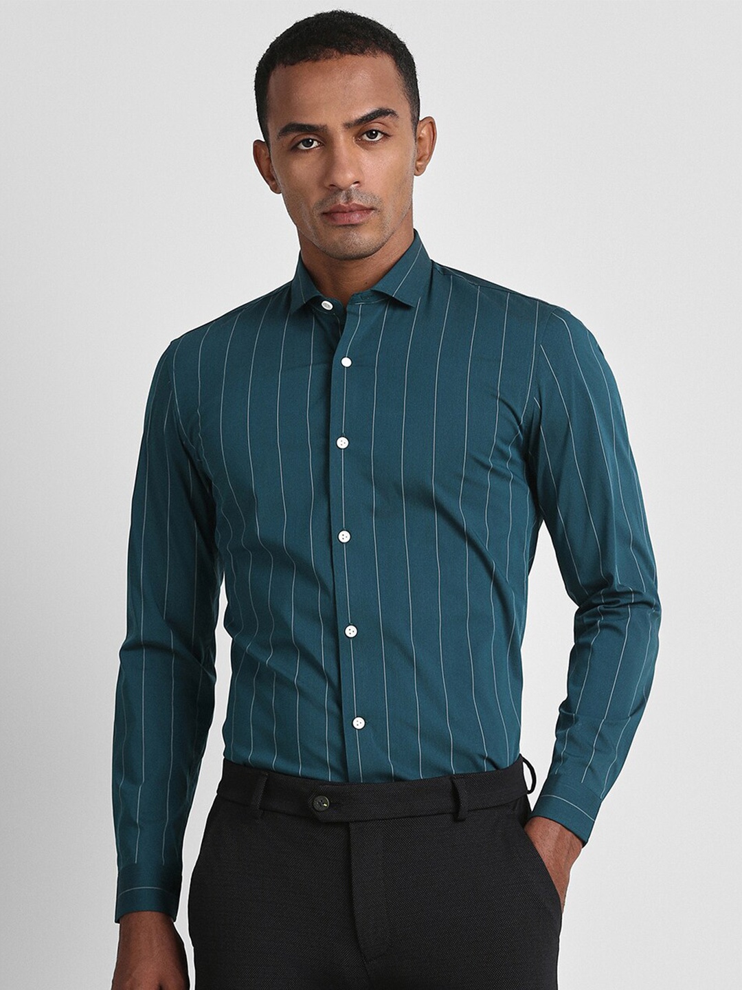 

Peter England Slim Fit Vertical Striped Formal Shirt, Blue
