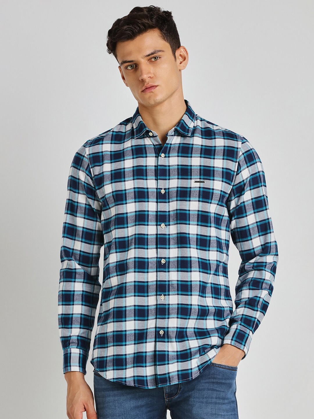 

Peter England Casuals Slim Fit Tartan Checked Casual Shirt, Navy blue