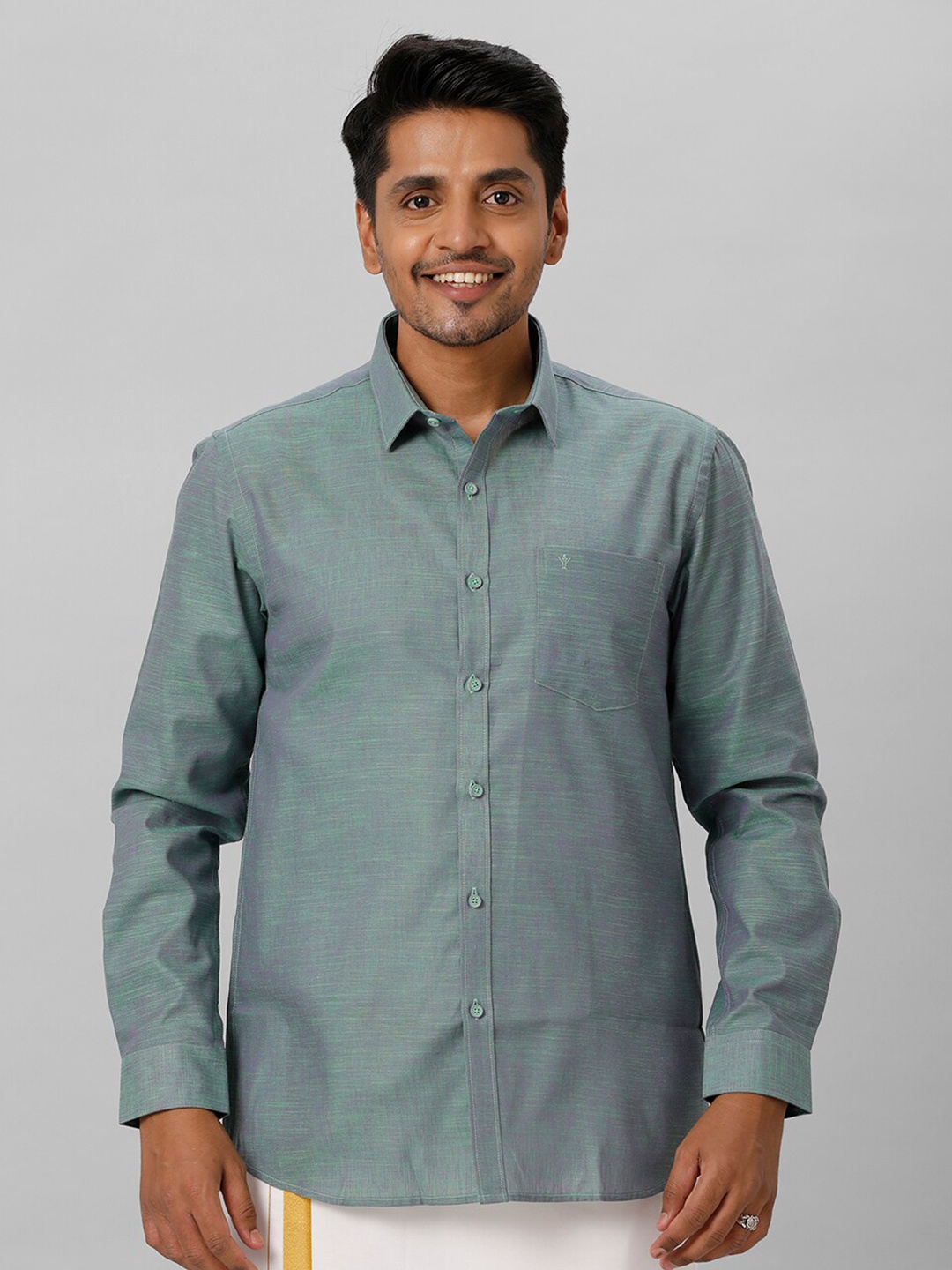 

Ramraj Spread Collar Long Sleeves Casual Shirt, Green