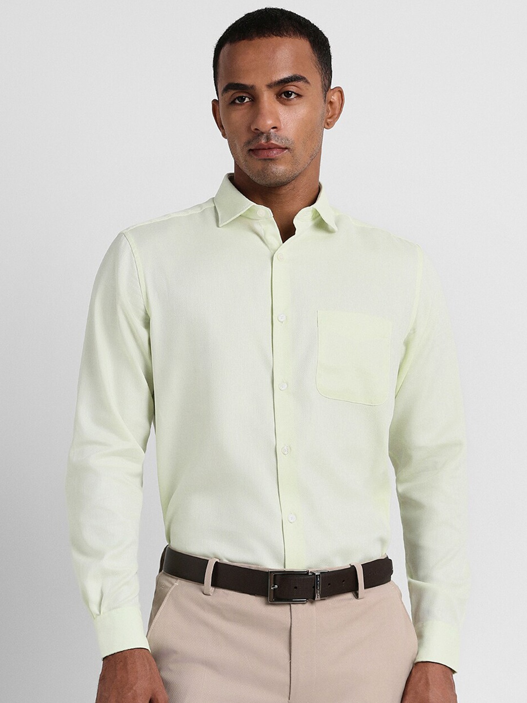 

Peter England Elite Spread Collar Pure Cotton Slim Fit Formal Shirt, Green