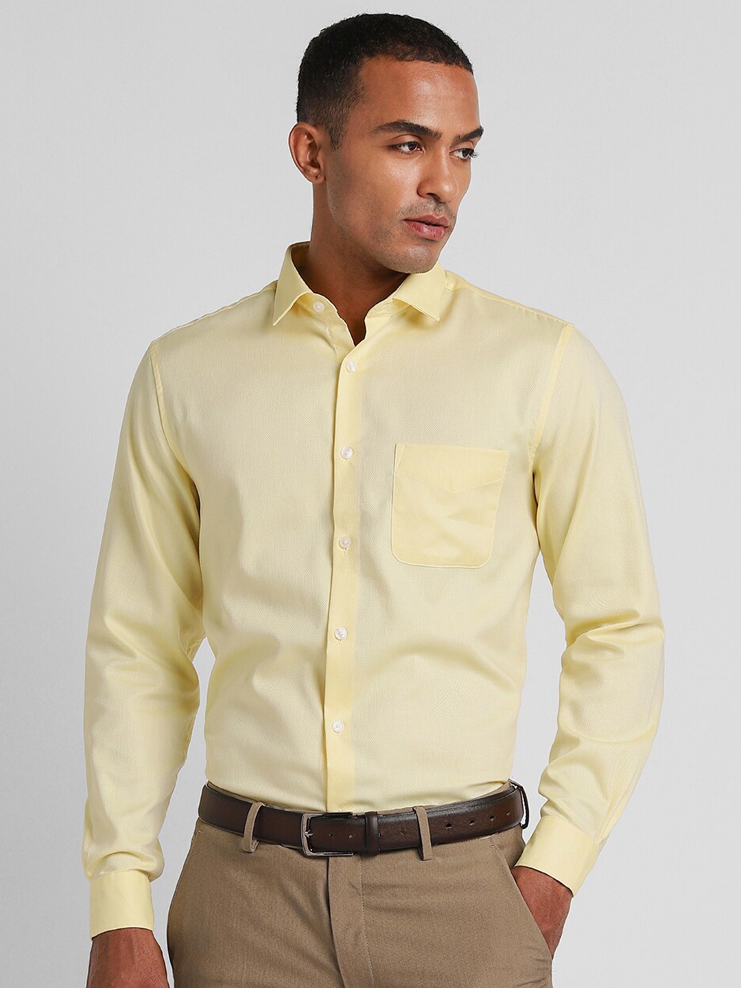 

Peter England Elite Men Pure Cotton Formal Shirt, Yellow