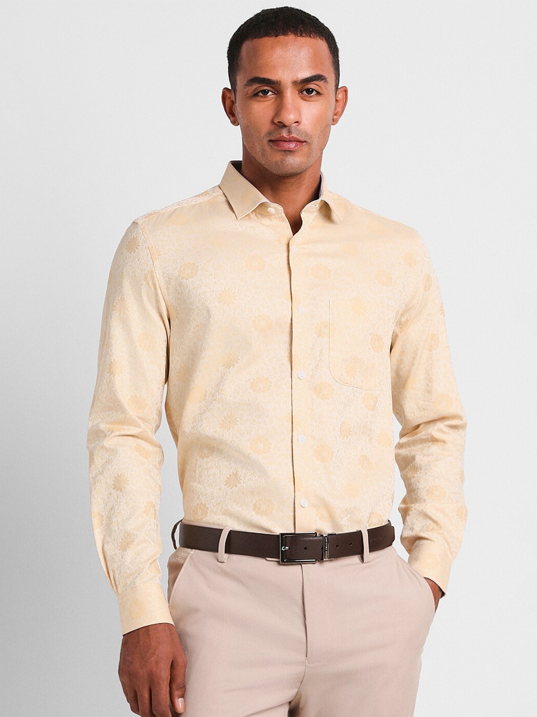 

Peter England Elite Slim Fit Floral Printed Formal Shirt, Beige