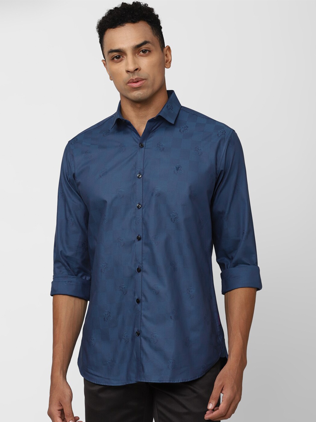 

V Dot Slim Fit Geometric Printed Casual Pure Cotton Shirt, Navy blue