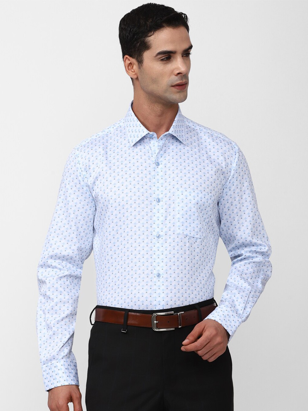 

Van Heusen Geometric Printed Pure Cotton Formal Shirt, Blue