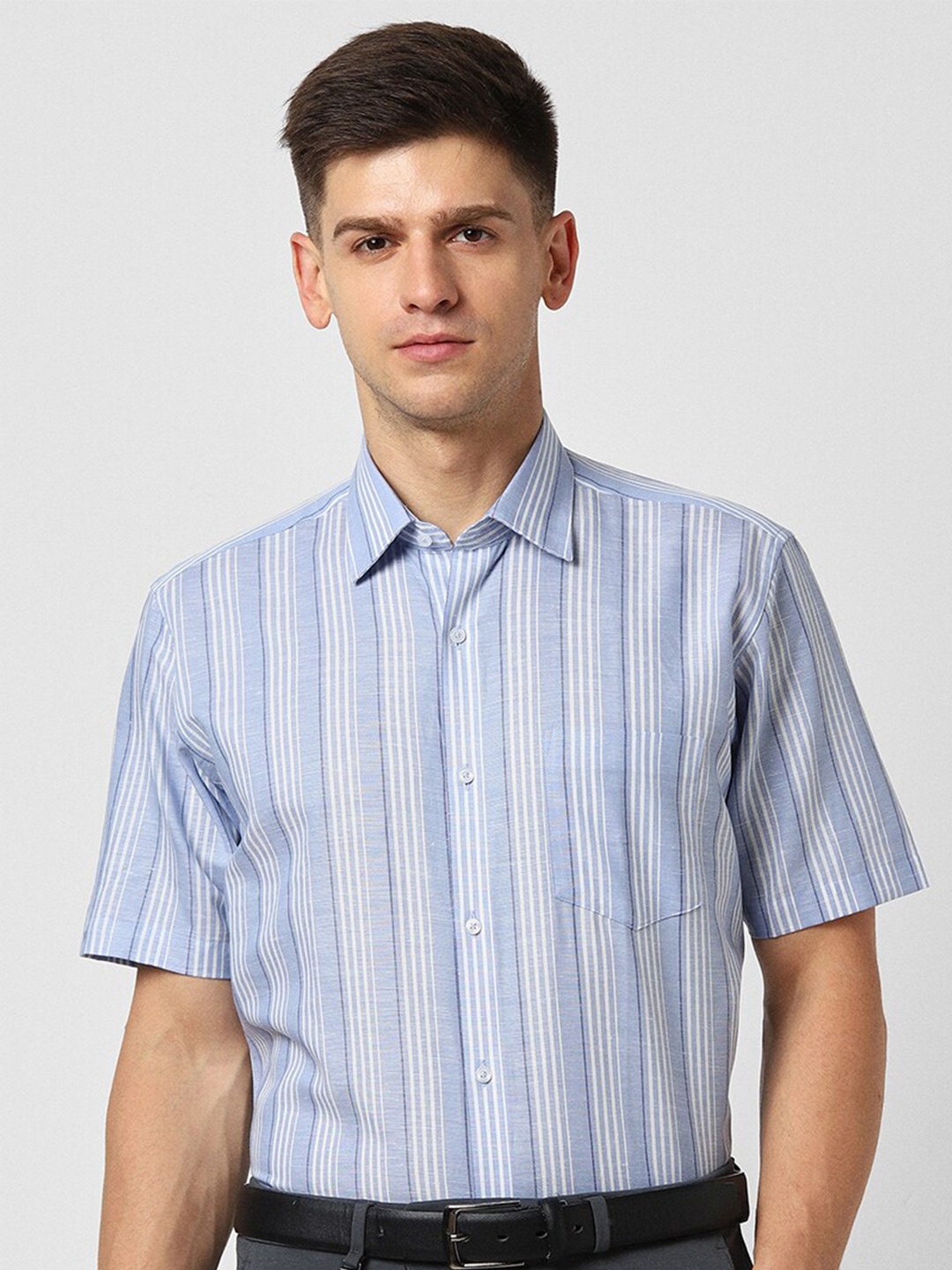 

Van Heusen Vertical Striped Cotton Linen Formal Shirt, Blue