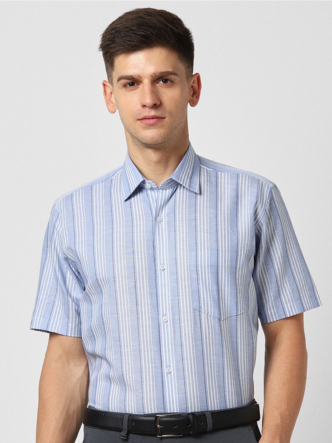 

Van Heusen Vertical Striped Cotton Linen Formal Shirt, Blue