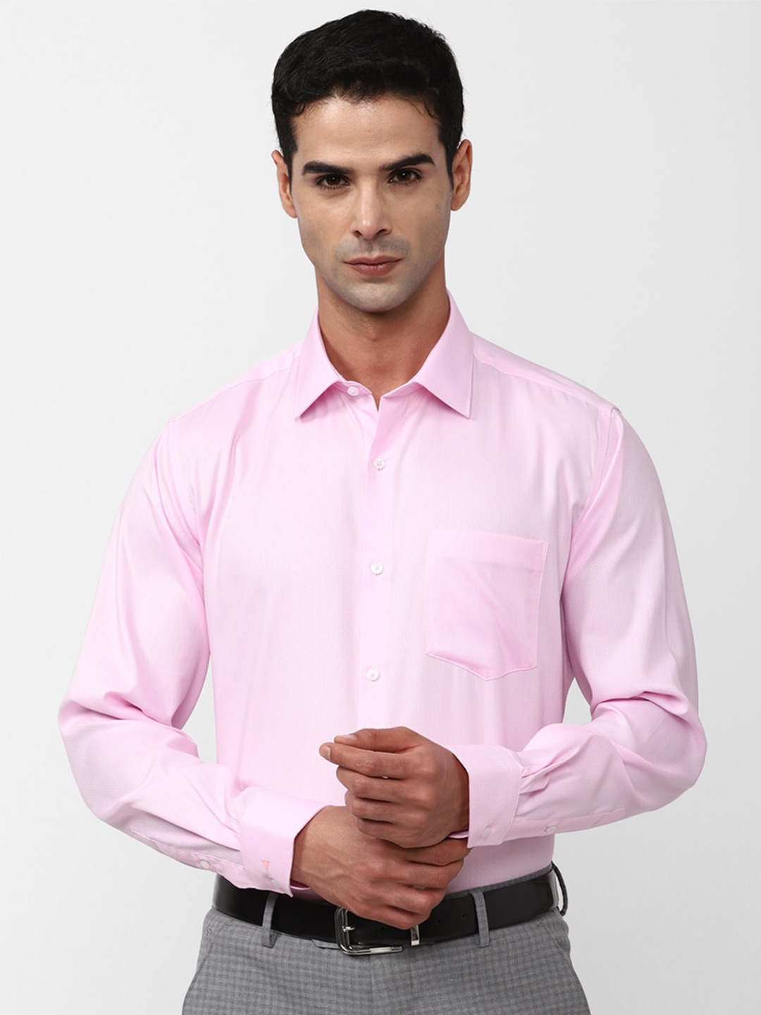 

Van Heusen Spread Collar Pure Cotton Formal Shirt, Pink