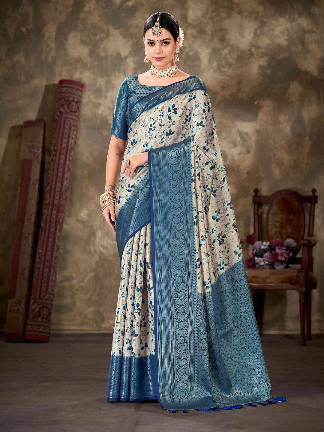 

Silk Land Floral Printed Zari Art Silk Banarasi Saree, Blue