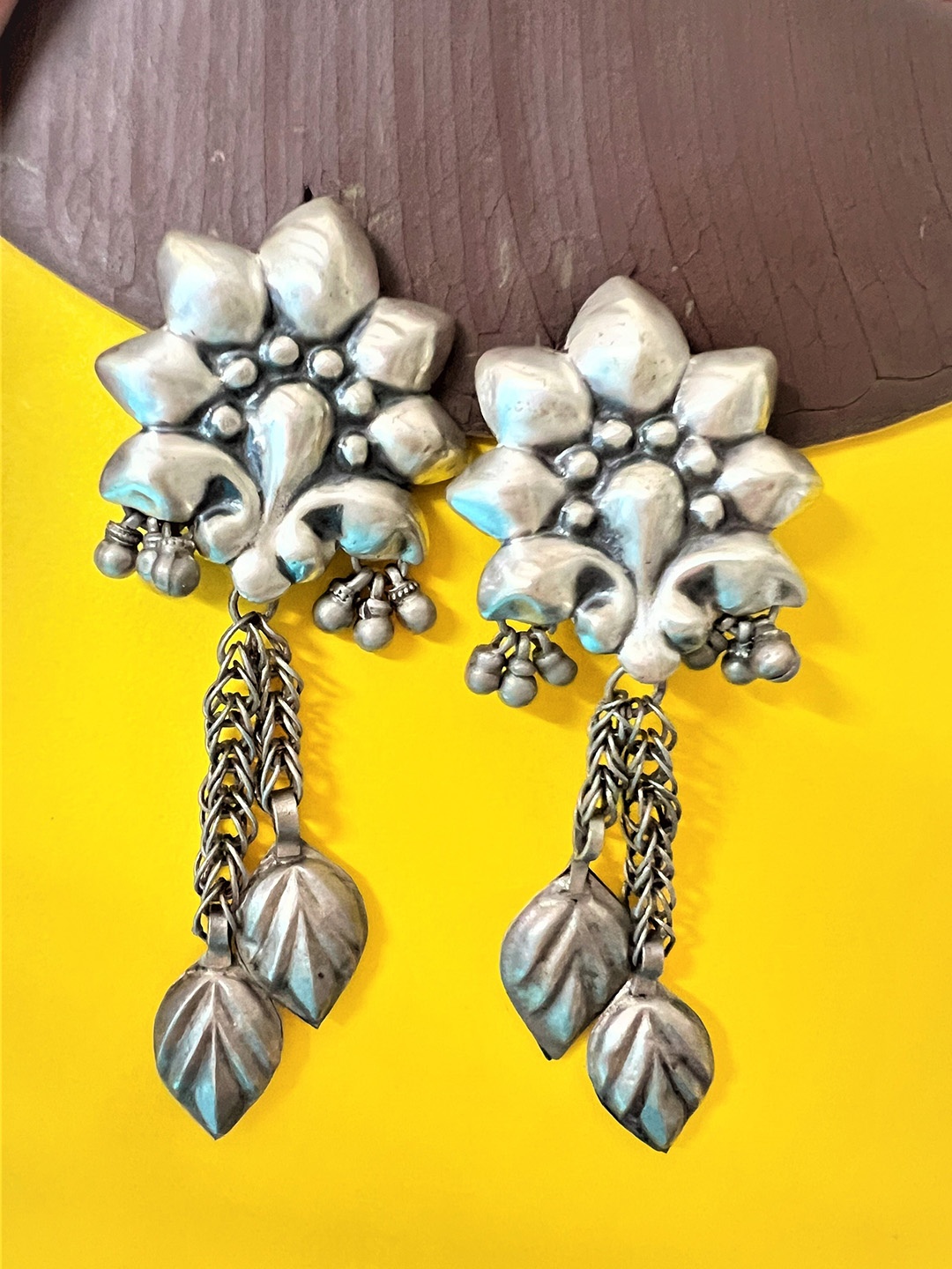 

Arte Jewels Silver-Plated Contemporary Drop Earrings