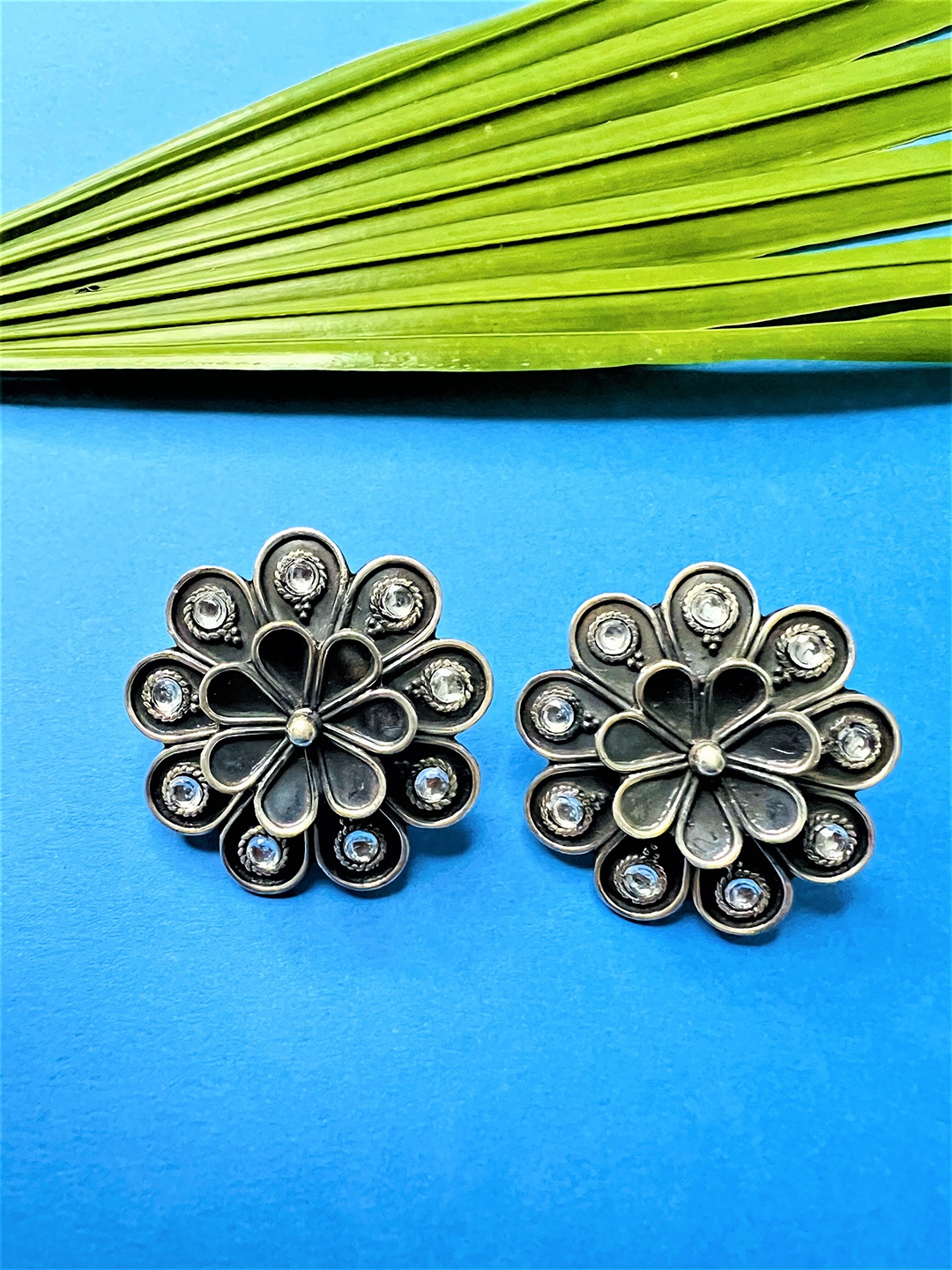 

Arte Jewels Silver-Plated Stone-Studded Contemporary Studs Earrings