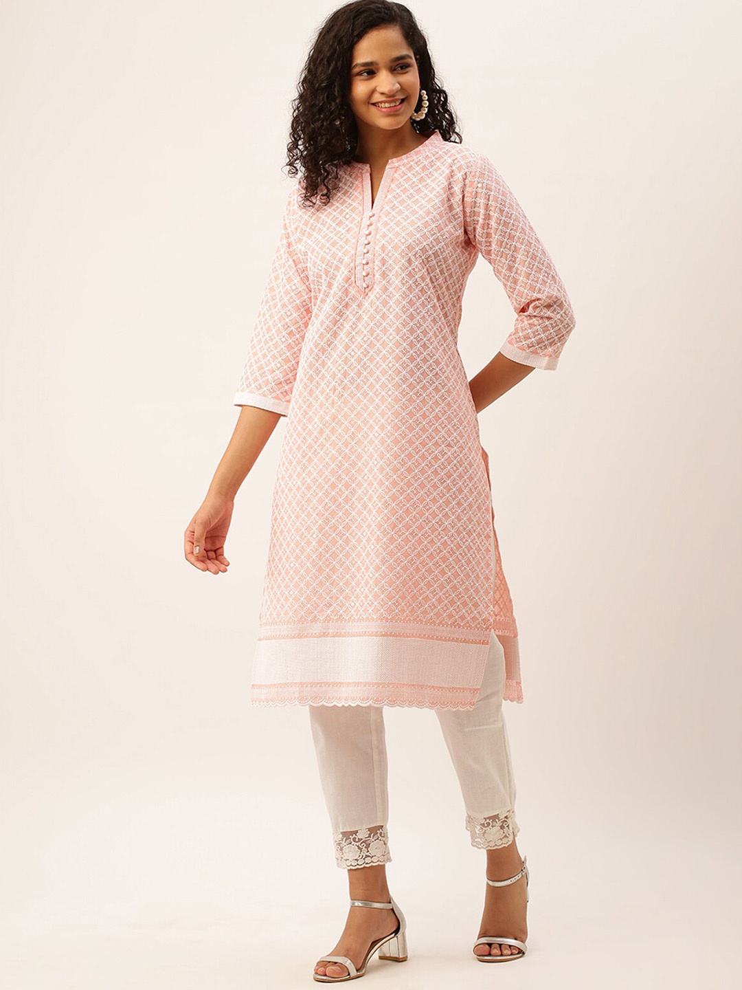 

ODETTE Women Peach-Coloured Geometric Printed Gotta Patti Kurta