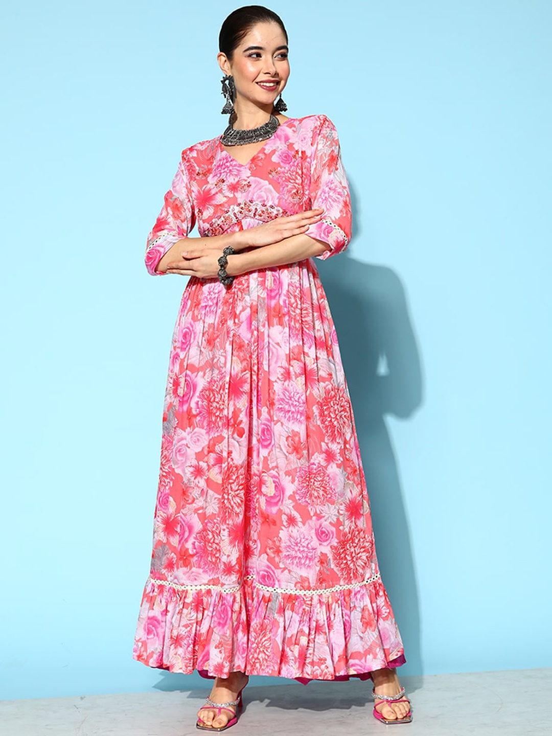 

ODETTE Floral Embroidered V-Neck Sequinned Anarkali Cotton Kurta, Pink