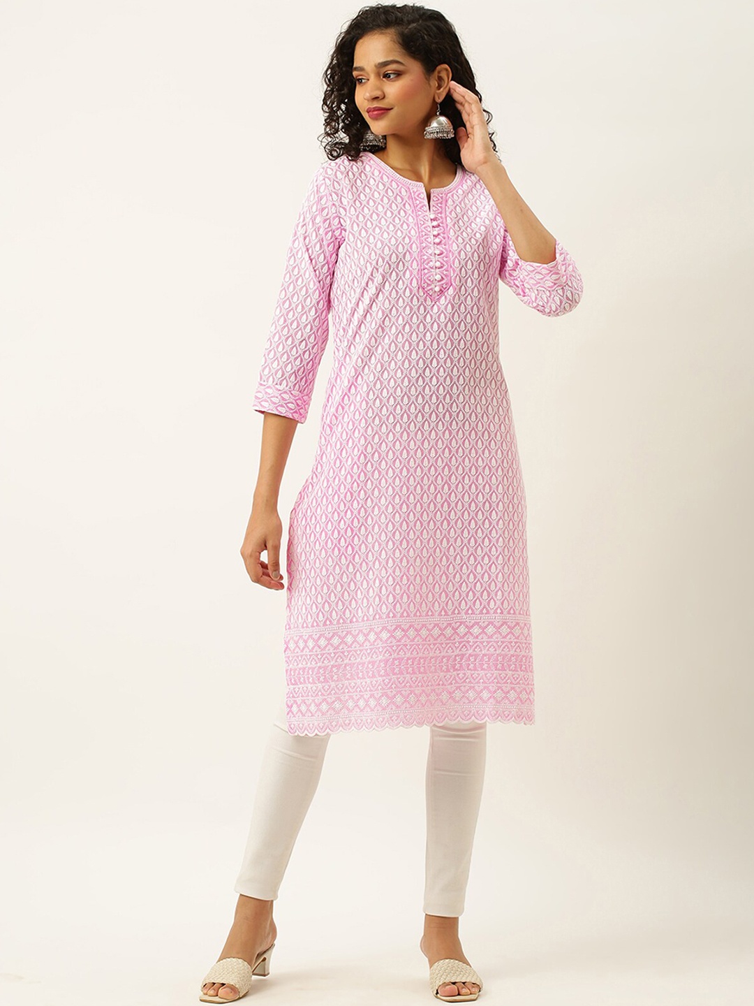 

ODETTE Ethnic Motif Embroidered Thread Work Kurta, Pink