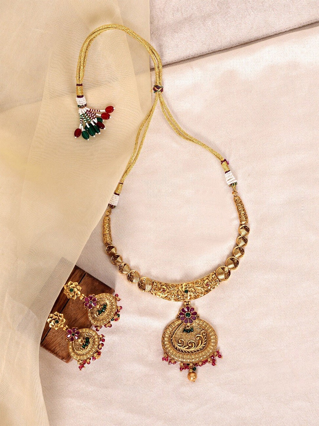 

ABDESIGNS Gold Plated Stone Studded & Beaded Jewellery Set