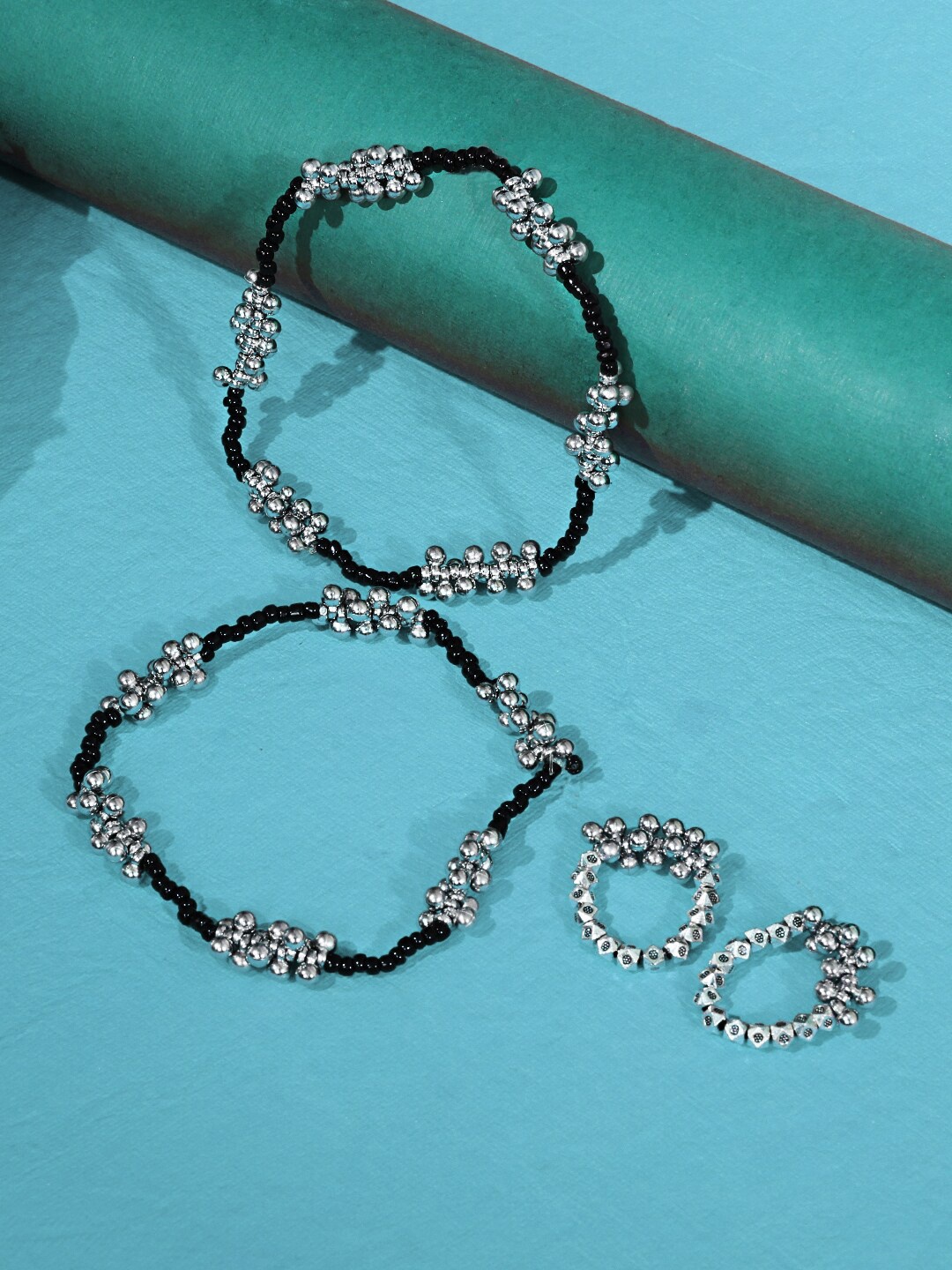 

ABDESIGNS Silver Plated Oxidised Beaded Anklets With Toe Rings