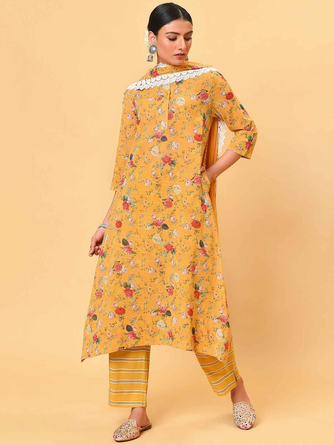 

NUHH Floral Printed Regular Thread Work Pure Cotton Kurti with Trousers & With Dupatta, Yellow