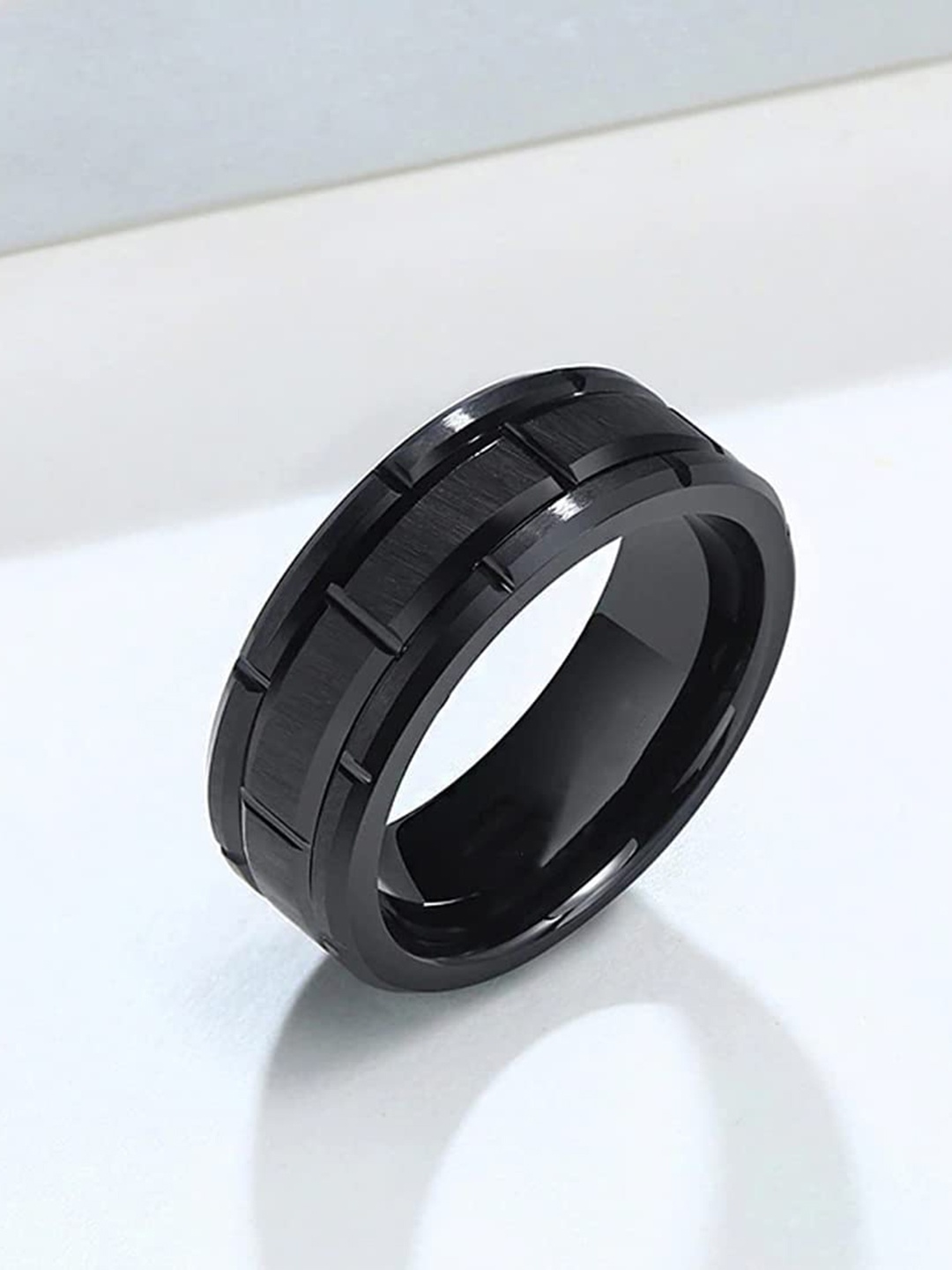 

MEENAZ Silver-Plated Textured Finger Ring, Black