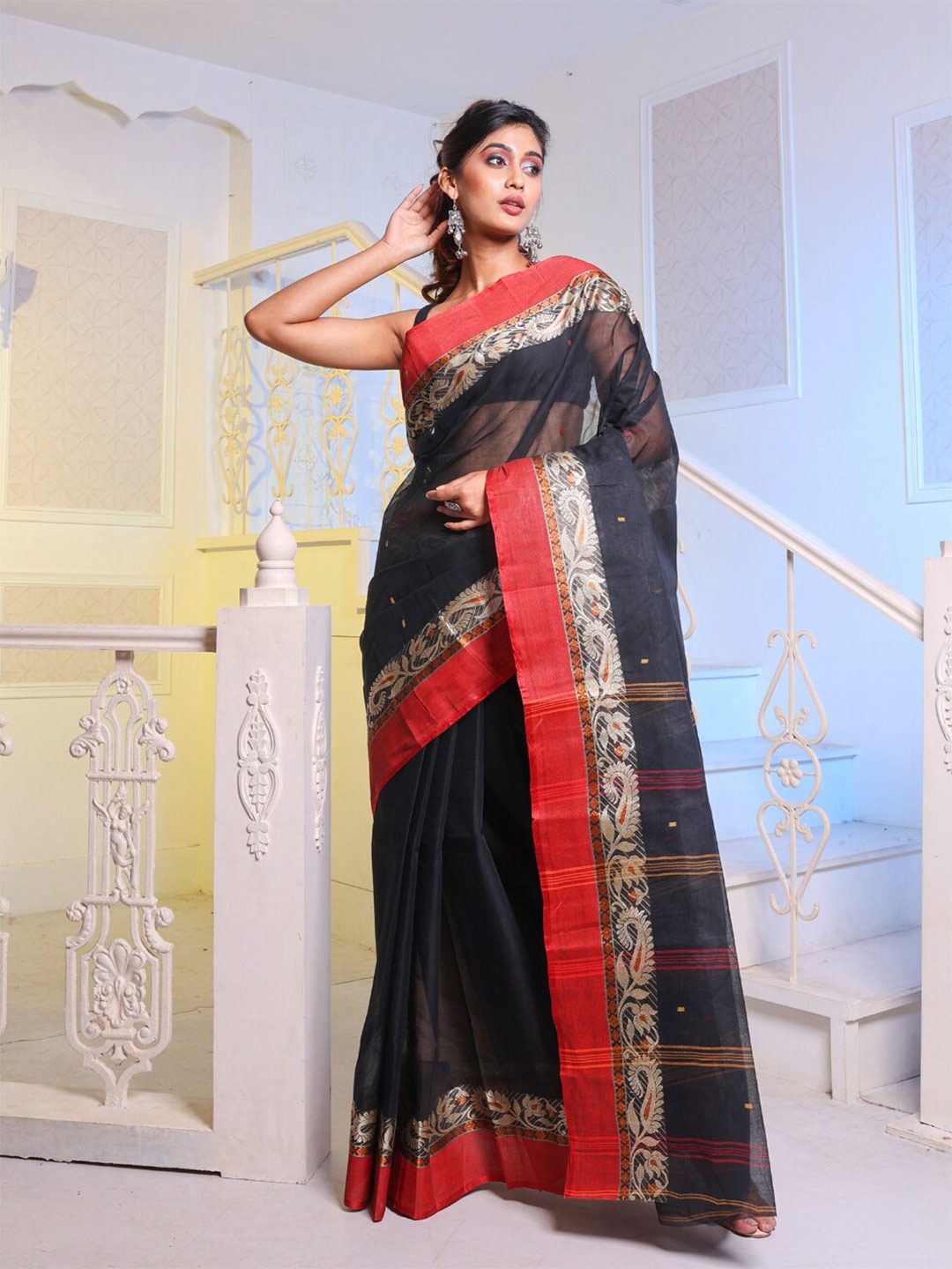 

Charukriti Ethnic Woven Design Pure Cotton Taant Handloom Saree, Black