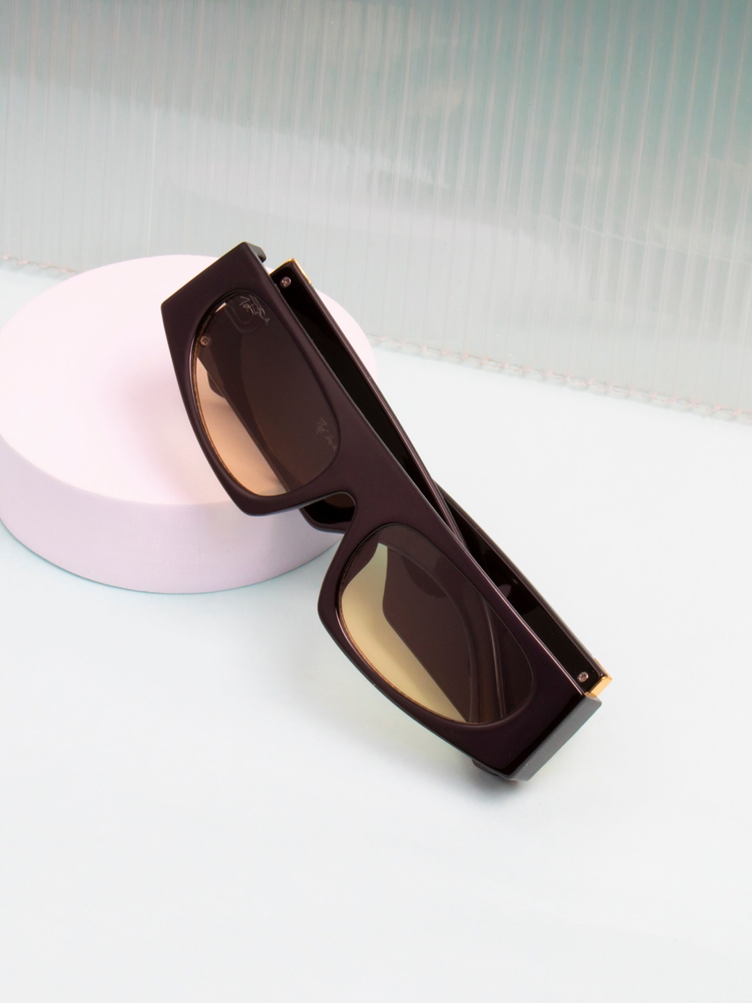 

Ted Smith Unisex Green Lens & Black UV Protected Rectangle Sunglasses GAMMA_C7