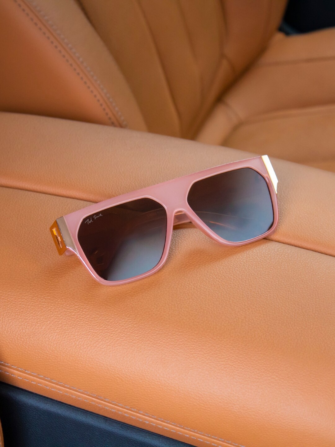 

Ted Smith Wayfarer Sunglasses with UV Protected Lens ALPHA_C2, Brown