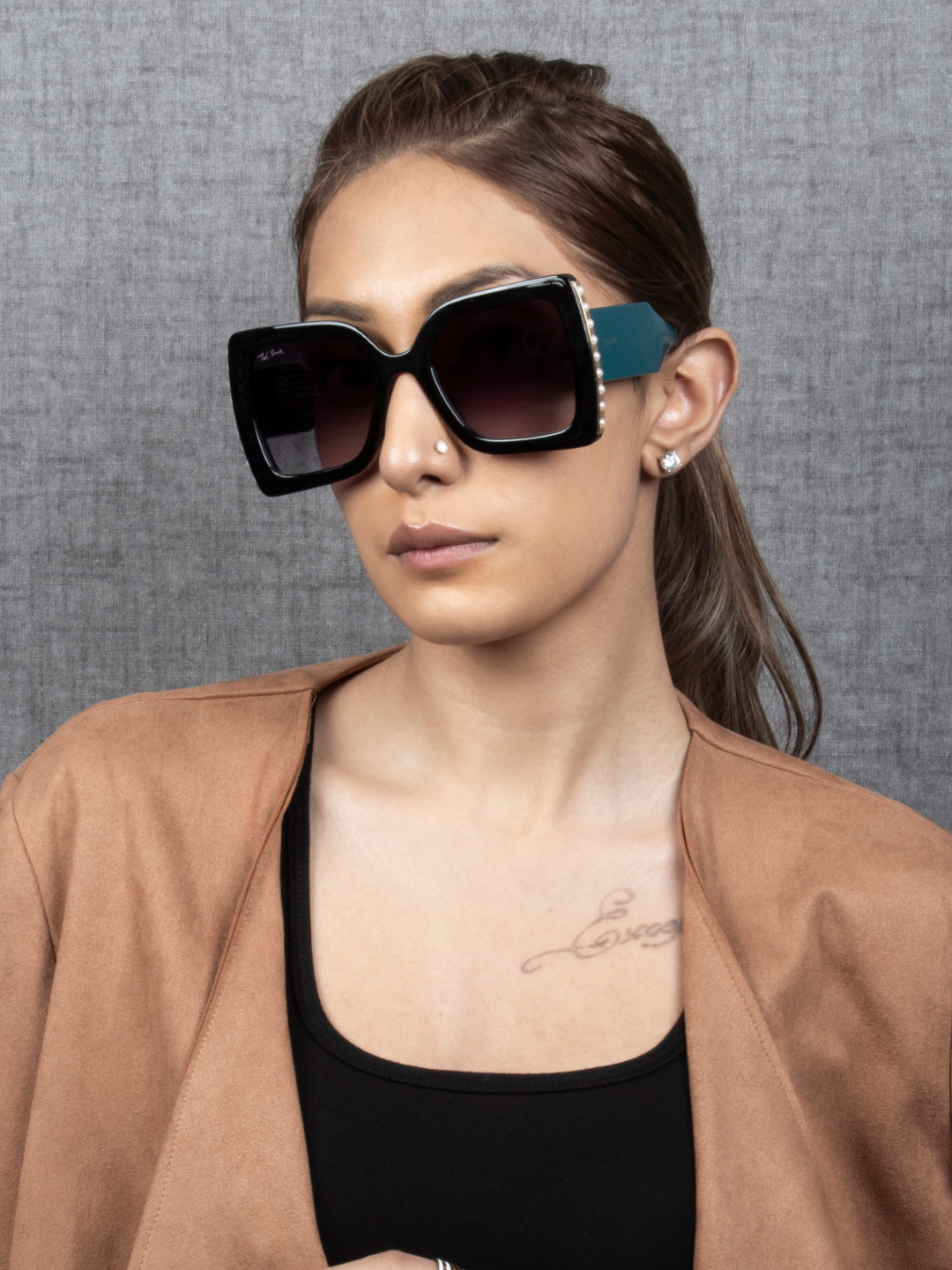 

Ted Smith Women Oversized Sunglasses With UV Protected Lens MARLYN_C3, Grey