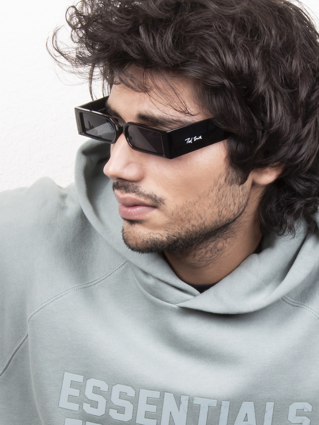 

Ted Smith Rectangle Sunglasses With UV Protected Lens MCSQUA_C1, Grey