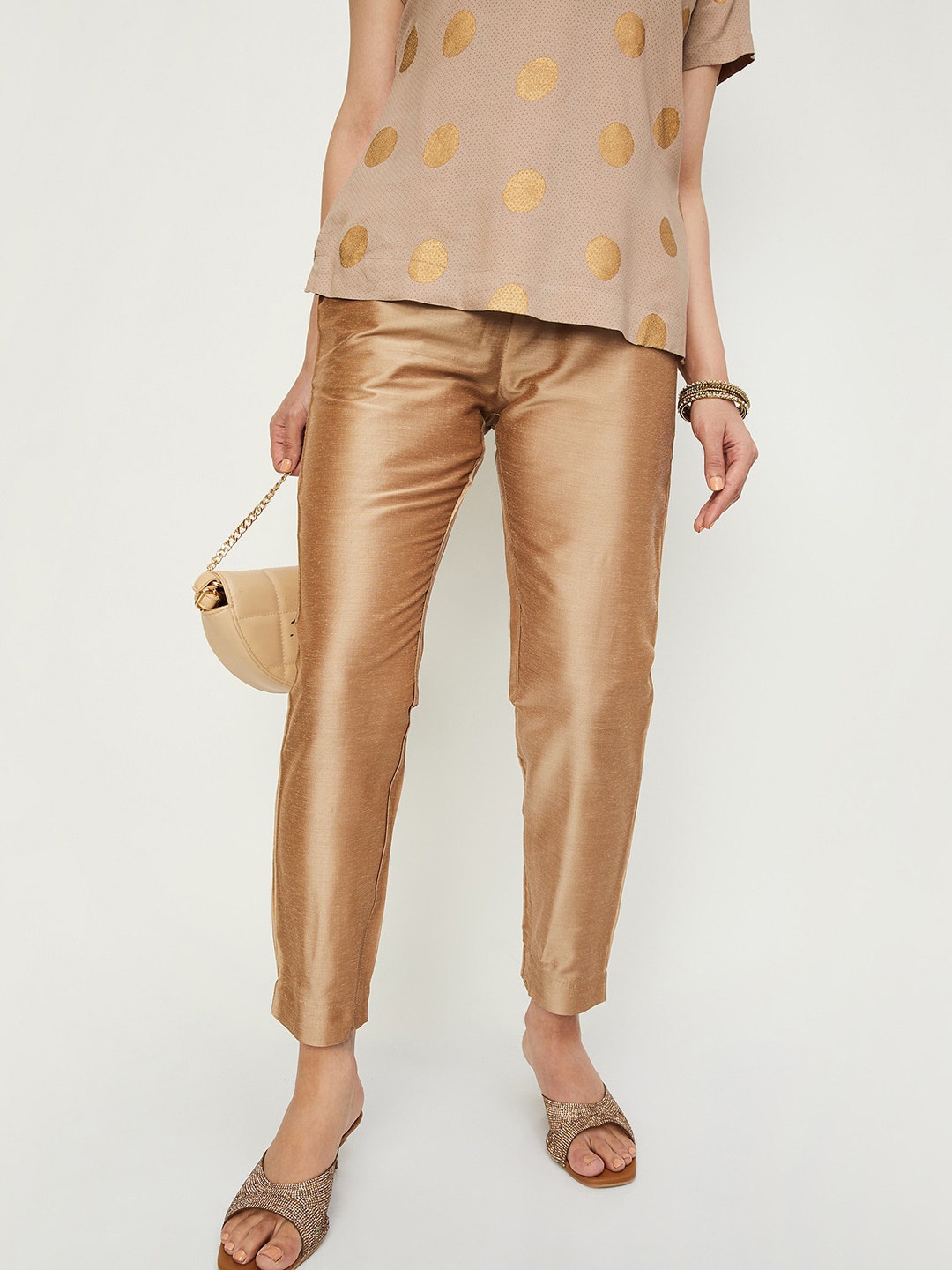 

max Women Mid Rise Trousers, Gold