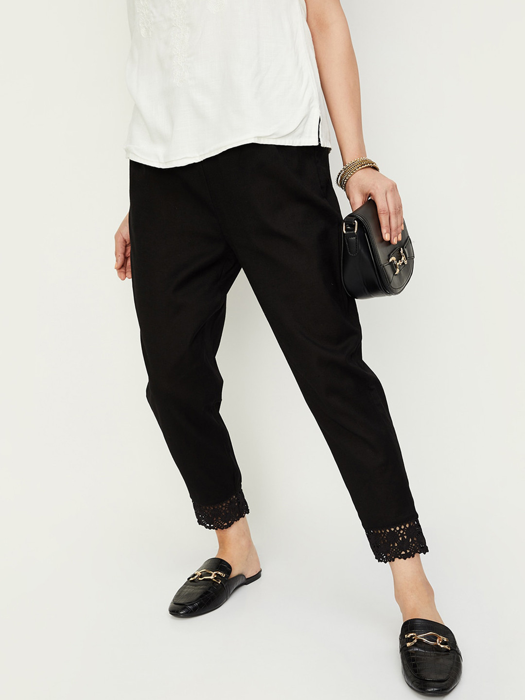 

max Women Mid Rise Cotton Trousers, Black