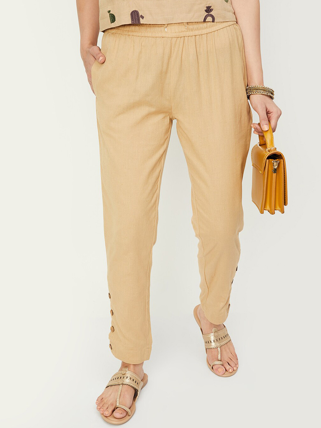 

max Women Mid Rise Cotton Trousers, Beige