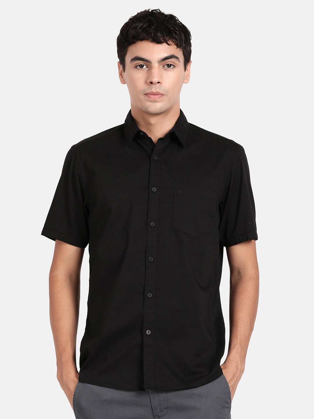 

t-base Spread Collar Short Sleeves Cotton Casual Shirt, Black