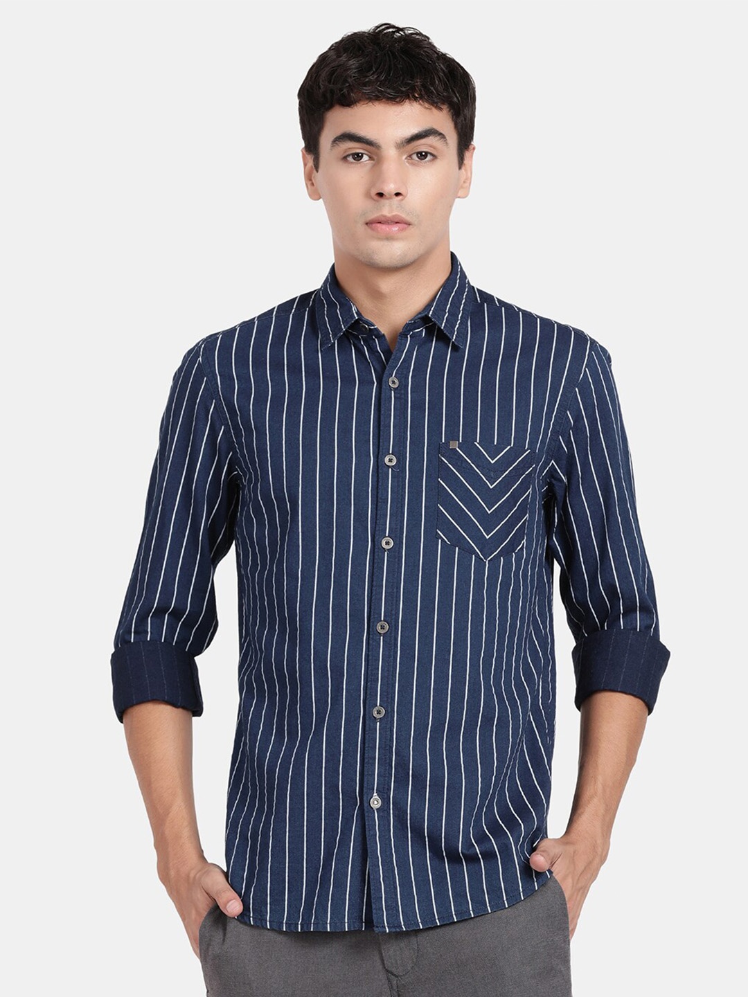 

t-base Vertical Striped Cotton Casual Shirt, Navy blue