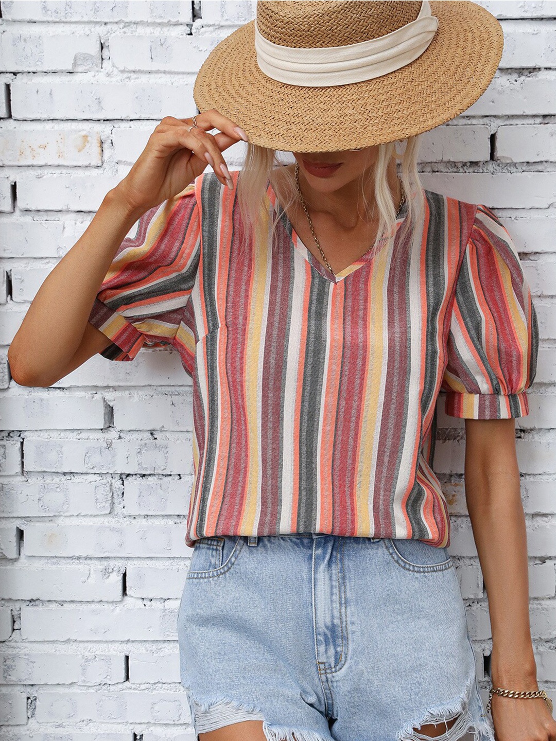 

BoStreet Brown Vertical Striped V-neck Puff Sleeves Top