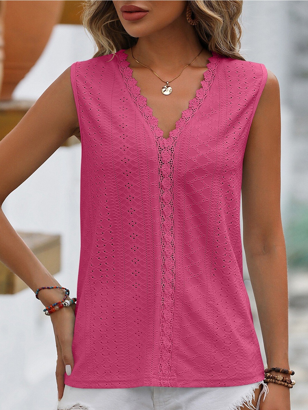 

StyleCast Pink V-Neck Sleeveless Top