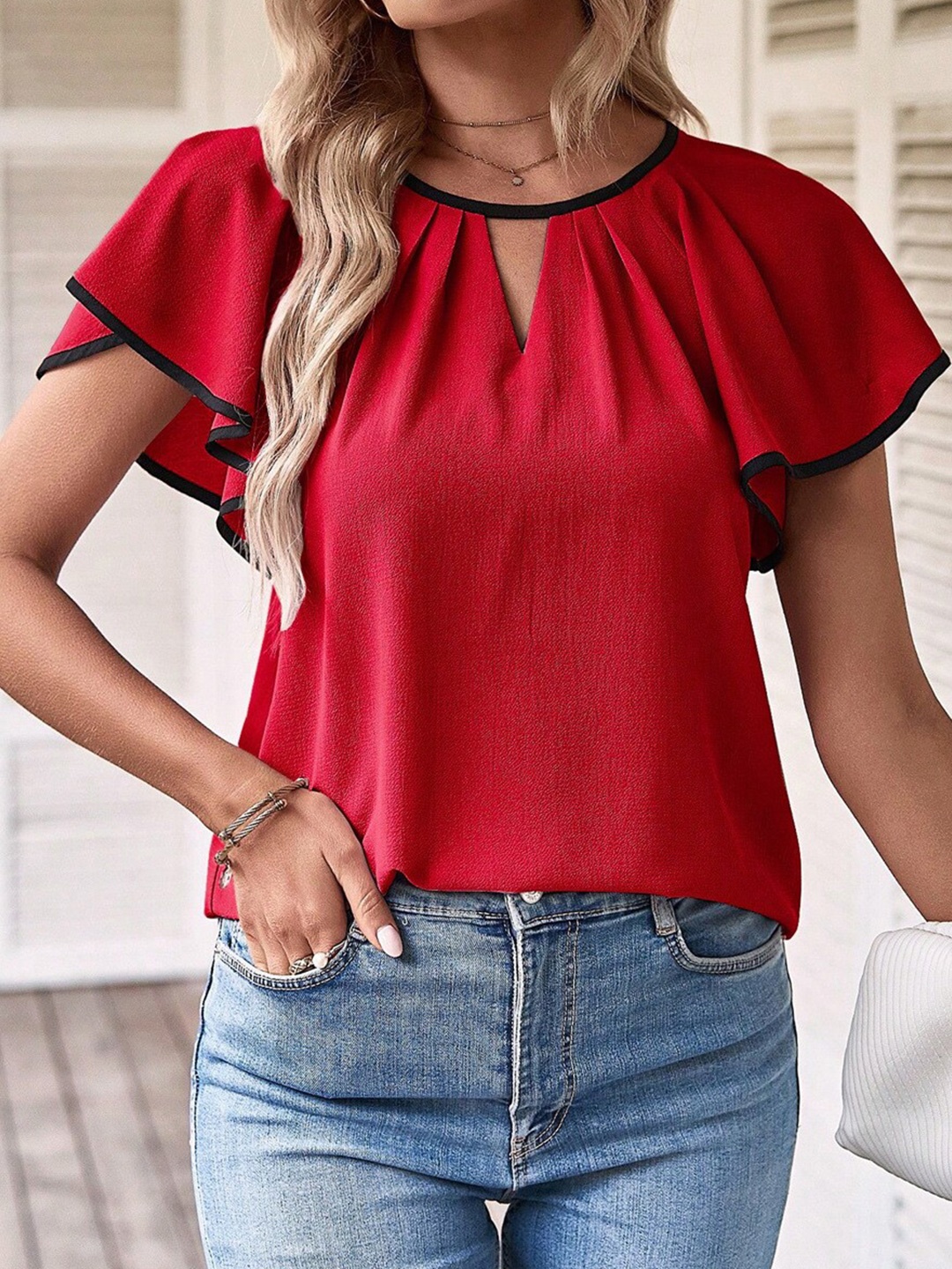

BoStreet Red Keyhole Neck Flutter Sleeve Top