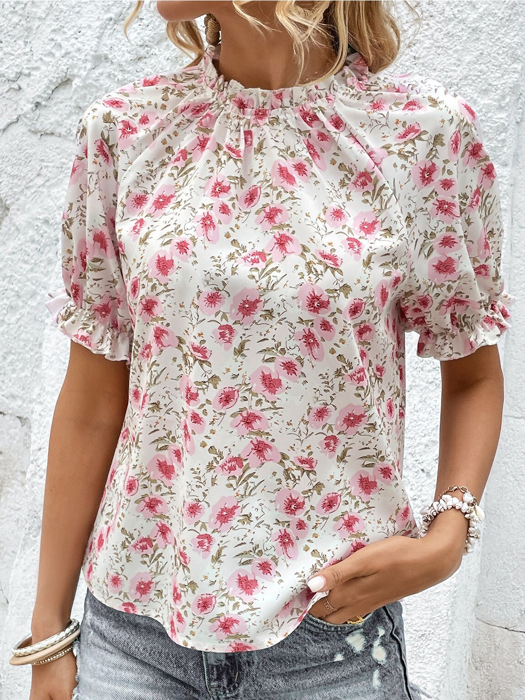 

BoStreet Pink Floral Printed High Neck Puff Sleeves Top